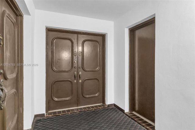 13951 Kendale Lakes Circle 208A, Miami, FL 33183