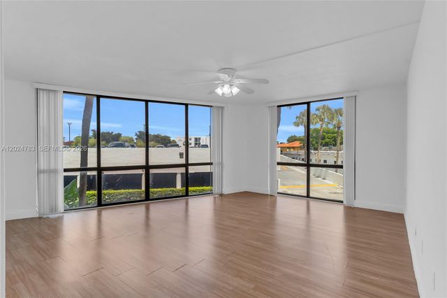 13951 Kendale Lakes Circle 208A, Miami, FL 33183