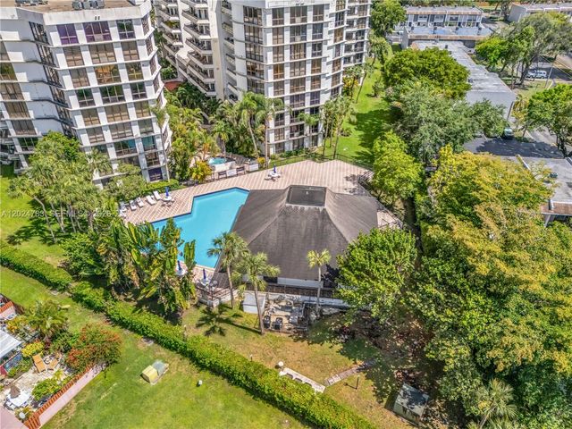 13951 Kendale Lakes Circle 208A, Miami, FL 33183