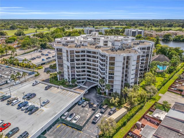 13951 Kendale Lakes Circle 208A, Miami, FL 33183