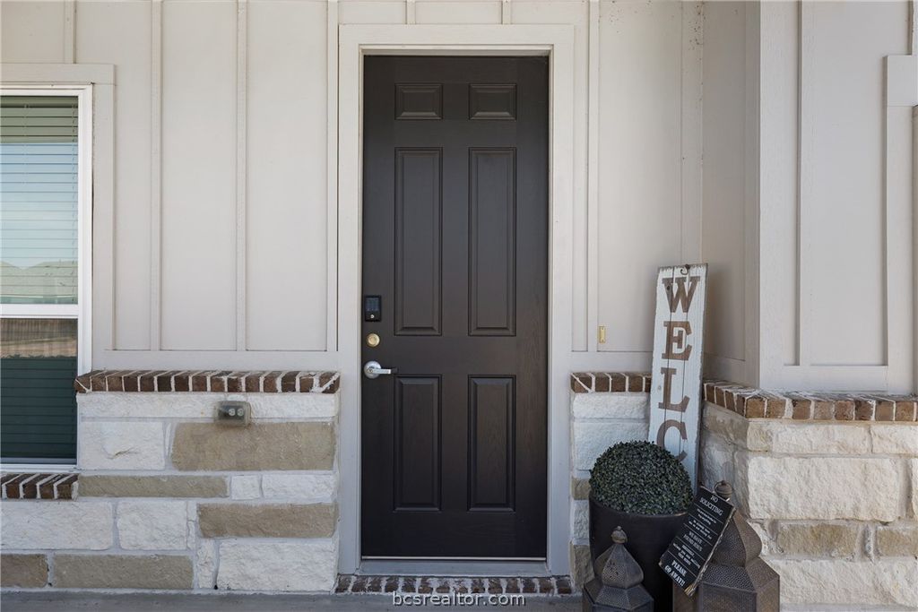 6301 Fulton Drive, College Station, TX 77845 — photo 4