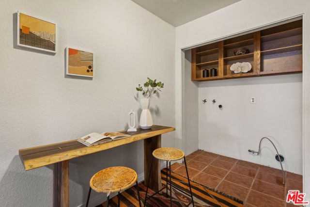 14630 Dickens Street 202, Los Angeles, CA 91403