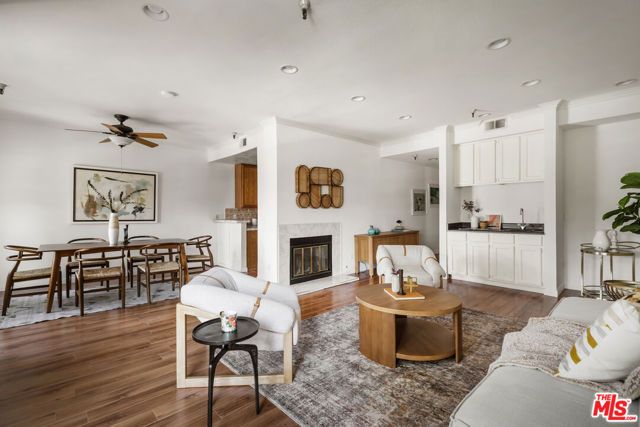 14630 Dickens Street 202, Los Angeles, CA 91403