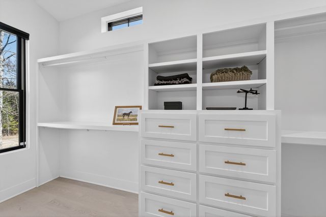 341 Floyd Rd, Eagleville, TN 37060