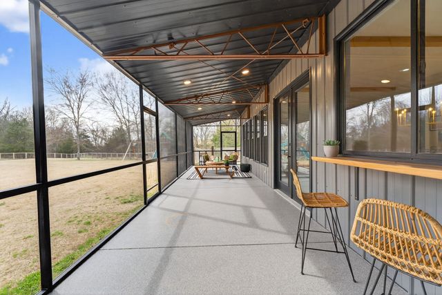 341 Floyd Rd, Eagleville, TN 37060