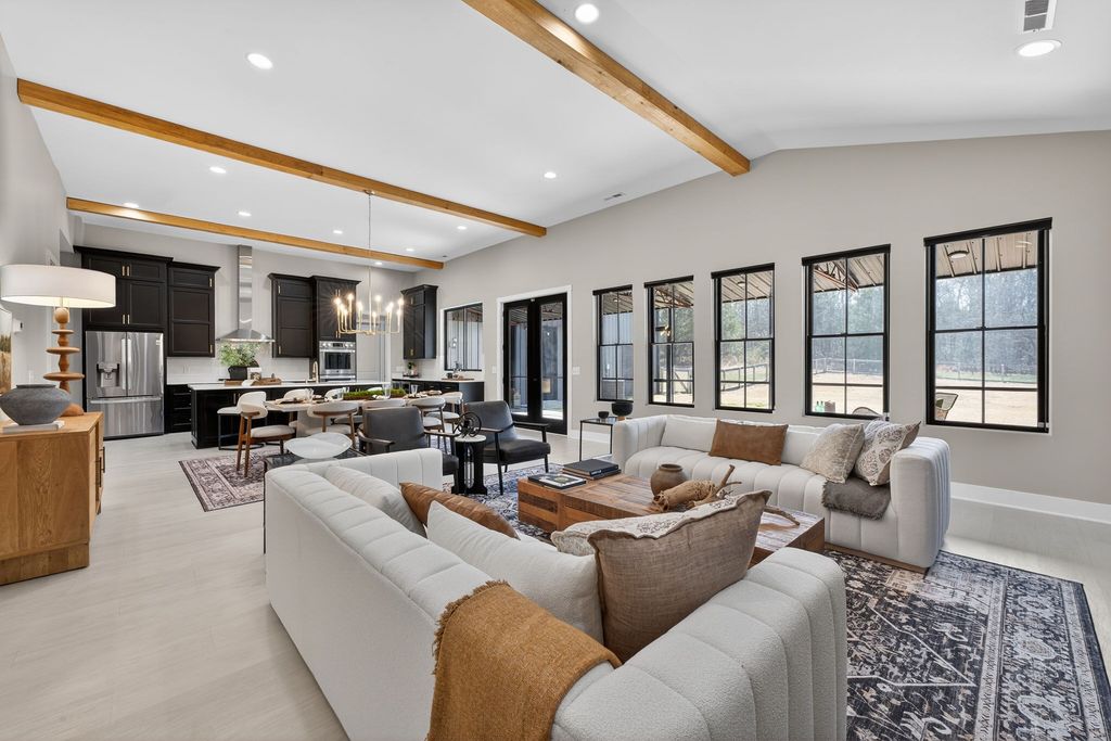 341 Floyd Rd, Eagleville, TN 37060