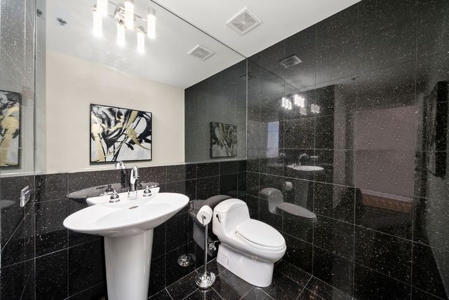 1250 S Michigan Avenue 2900, Chicago, IL 60605
