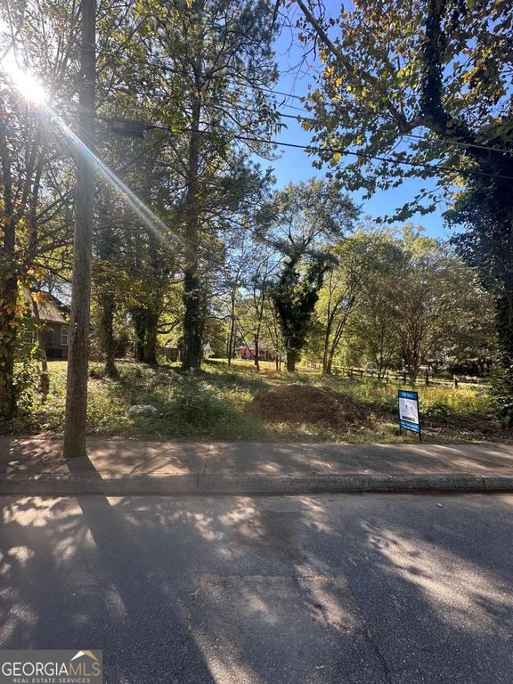 32 Walker Street, Cartersville, GA 30120