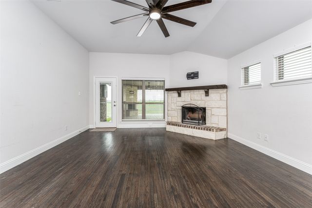 2222 County Road 200, Valley View, TX 76272