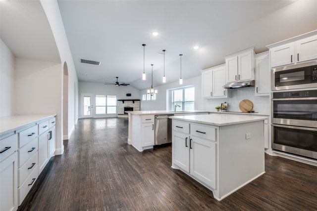 2222 County Road 200, Valley View, TX 76272
