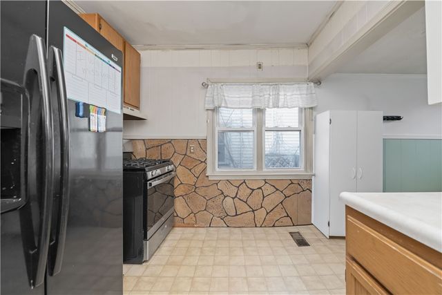 158 Ross Street, Batavia City, NY 14020