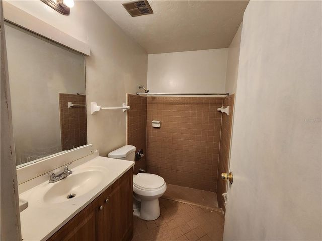 5817 NW 23 TERRACE 3, Gainesville, FL 32653