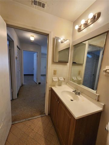 5817 NW 23 TERRACE 3, Gainesville, FL 32653