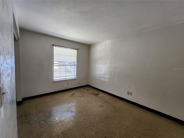 5817 NW 23 TERRACE 3, Gainesville, FL 32653