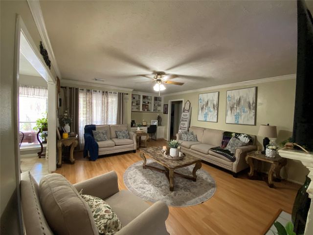 19047 Cloyanna Lane, Humble, TX 77346