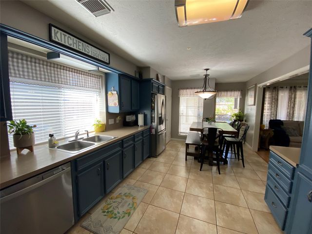 19047 Cloyanna Lane, Humble, TX 77346