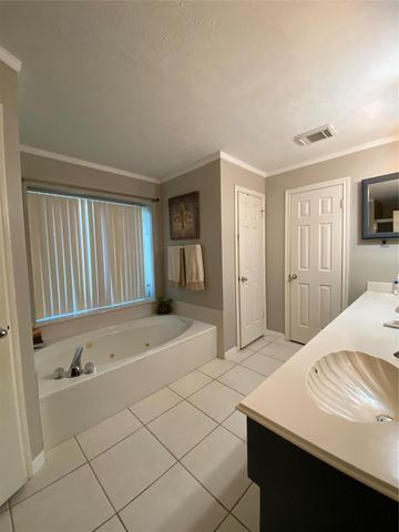 19047 Cloyanna Lane, Humble, TX 77346