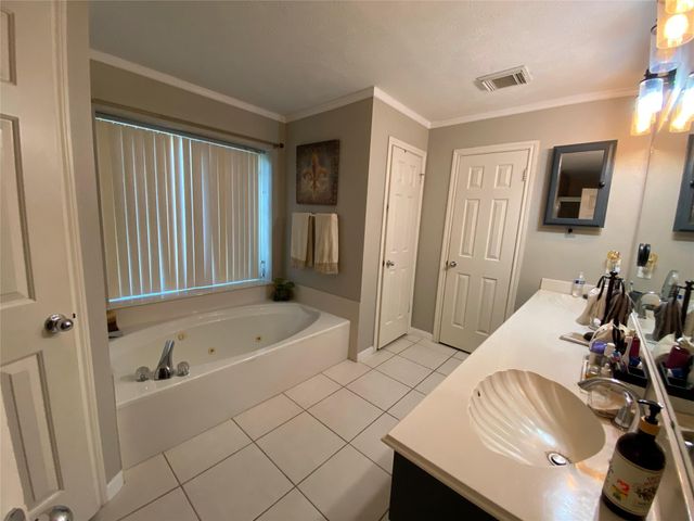 19047 Cloyanna Lane, Humble, TX 77346