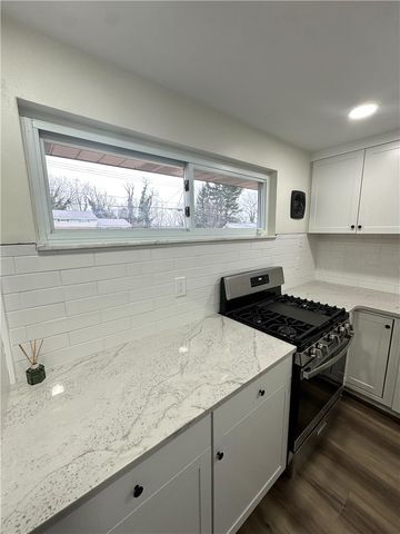 425 Fieldstone Drive, Monroeville, PA 15146