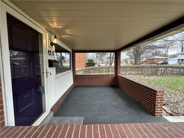 425 Fieldstone Drive, Monroeville, PA 15146