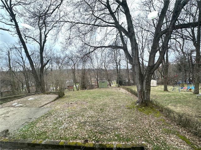 425 Fieldstone Drive, Monroeville, PA 15146