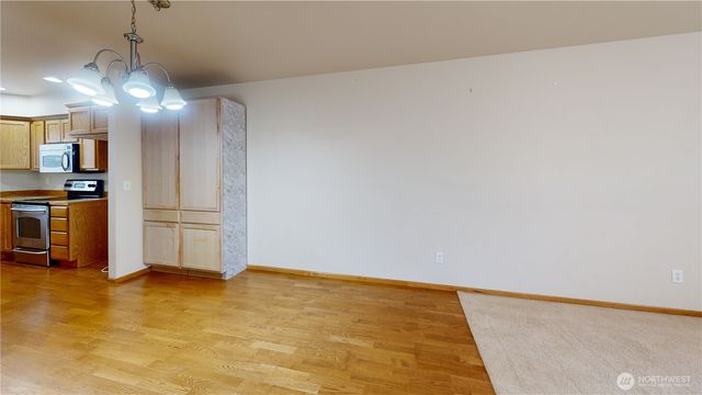 515 Neff Circle, Burlington, WA 98233