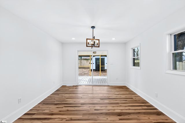 7 Hendricks Street, Greenville, SC 29607