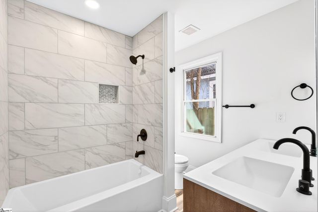 7 Hendricks Street, Greenville, SC 29607