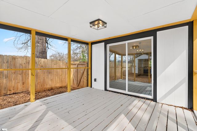 7 Hendricks Street, Greenville, SC 29607