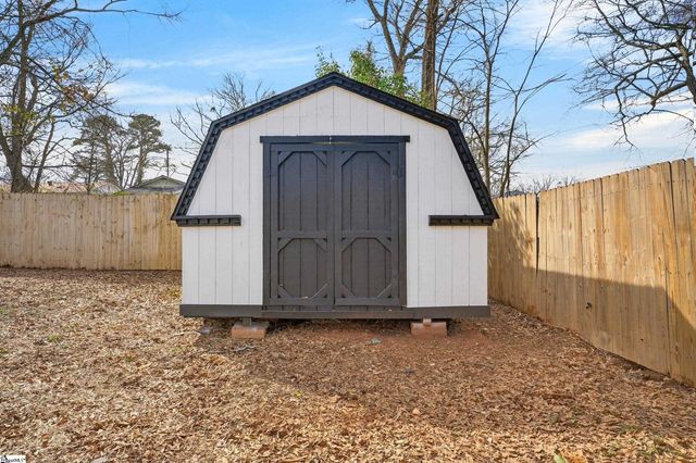 7 Hendricks Street, Greenville, SC 29607