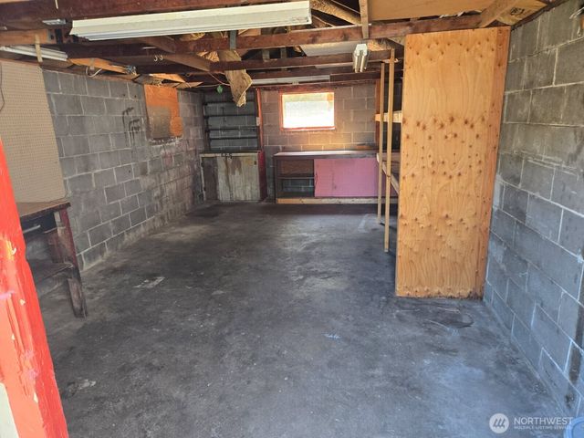14337 Burke Avenue N, Seattle, WA 98133