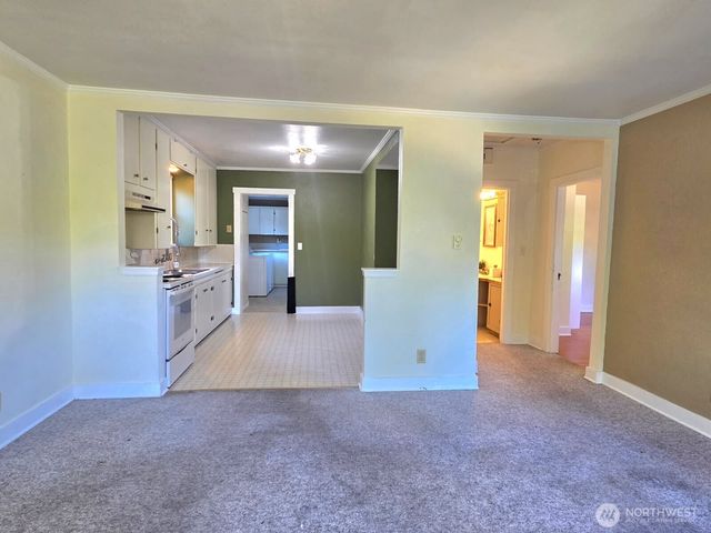 14337 Burke Avenue N, Seattle, WA 98133
