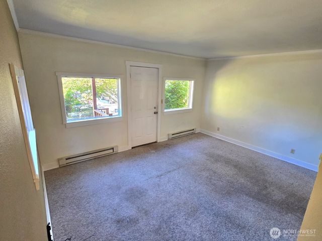 14337 Burke Avenue N, Seattle, WA 98133