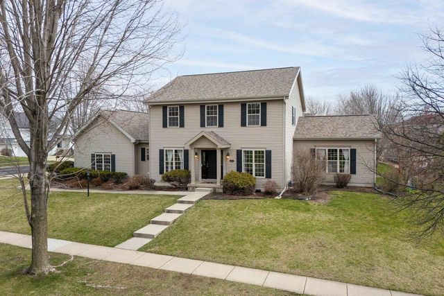 5715 Sandhill Drive, Middleton, WI 53562