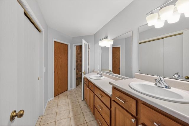 5715 Sandhill Drive, Middleton, WI 53562