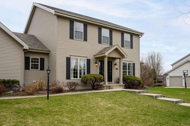 5715 Sandhill Drive, Middleton, WI 53562