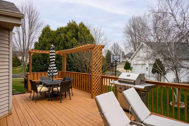 5715 Sandhill Drive, Middleton, WI 53562