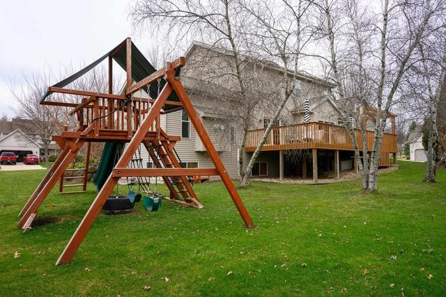 5715 Sandhill Drive, Middleton, WI 53562