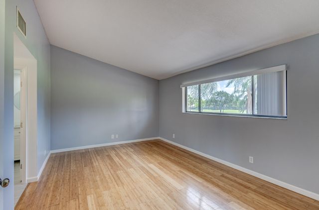 227 OLD MEADOW Way, Palm Beach Gardens, FL 33418