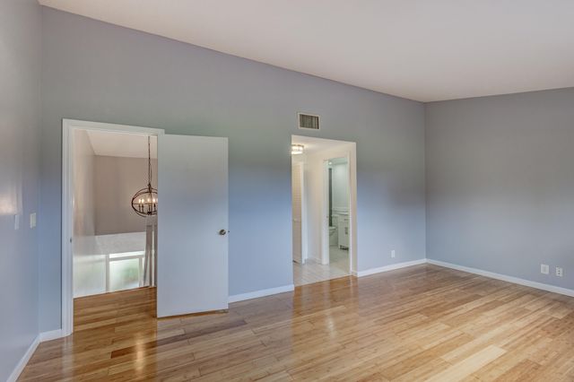227 OLD MEADOW Way, Palm Beach Gardens, FL 33418