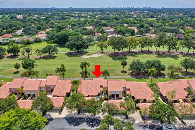227 OLD MEADOW Way, Palm Beach Gardens, FL 33418