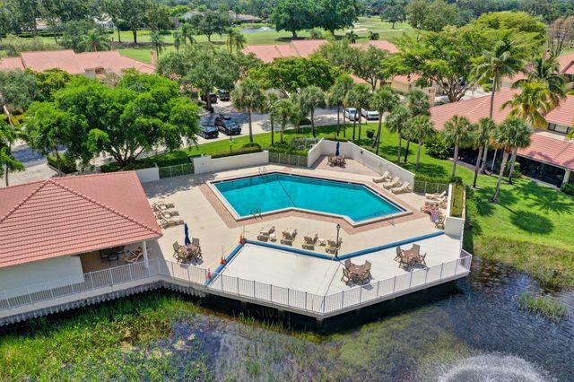 227 OLD MEADOW Way, Palm Beach Gardens, FL 33418