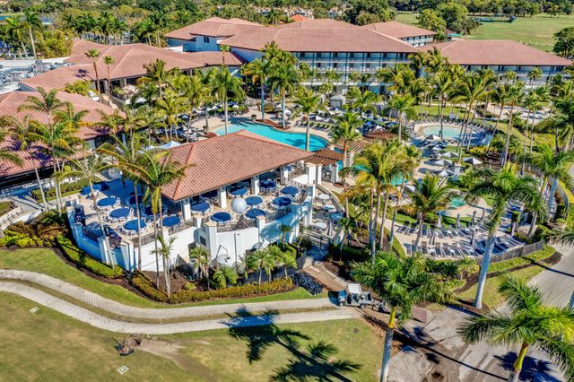 227 OLD MEADOW Way, Palm Beach Gardens, FL 33418