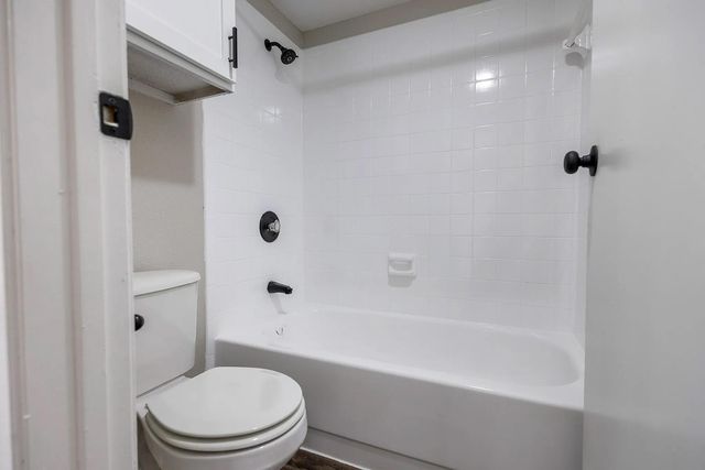 15100 Golden Eagle Drive 1006, Humble, TX 77396