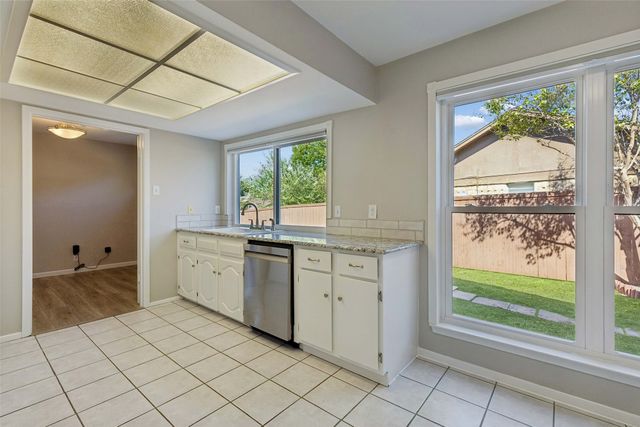 2023 Inverness Drive, Carrollton, TX 75007