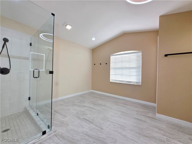 1625 N Gator CIR, Cape Coral, FL 33909