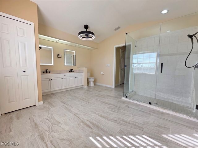 1625 N Gator CIR, Cape Coral, FL 33909