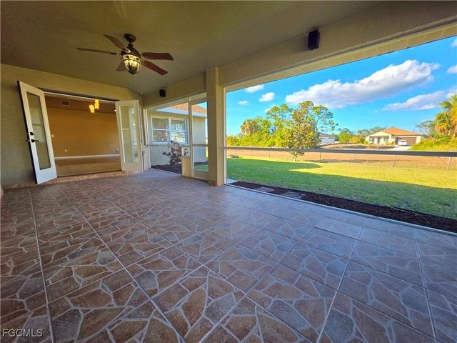 1625 N Gator CIR, Cape Coral, FL 33909