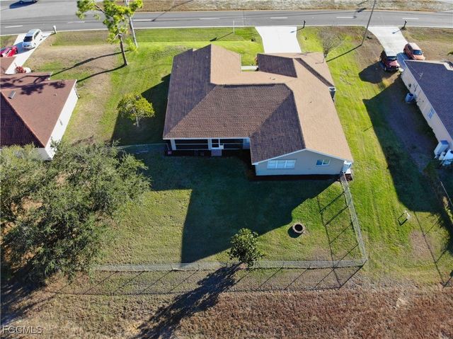 1625 N Gator CIR, Cape Coral, FL 33909