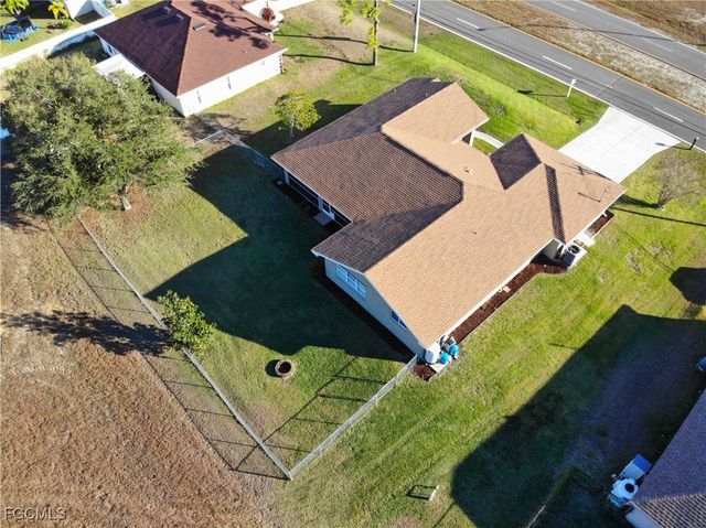 1625 N Gator CIR, Cape Coral, FL 33909